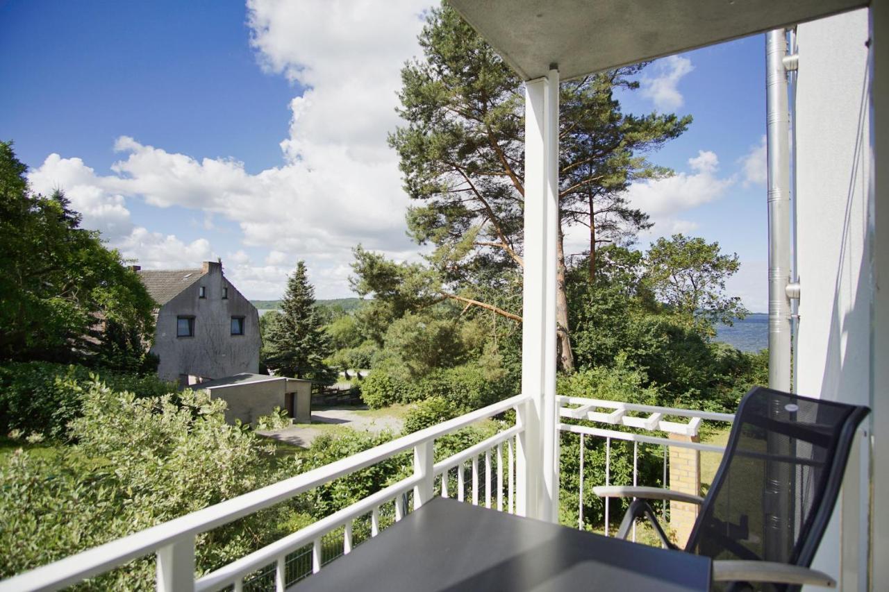 Moderne Ferienwohnung Mit Balkon, Meerblick - Ferienresidenz Zwei Boddenfewo 1-2 Lietzow Ngoại thất bức ảnh